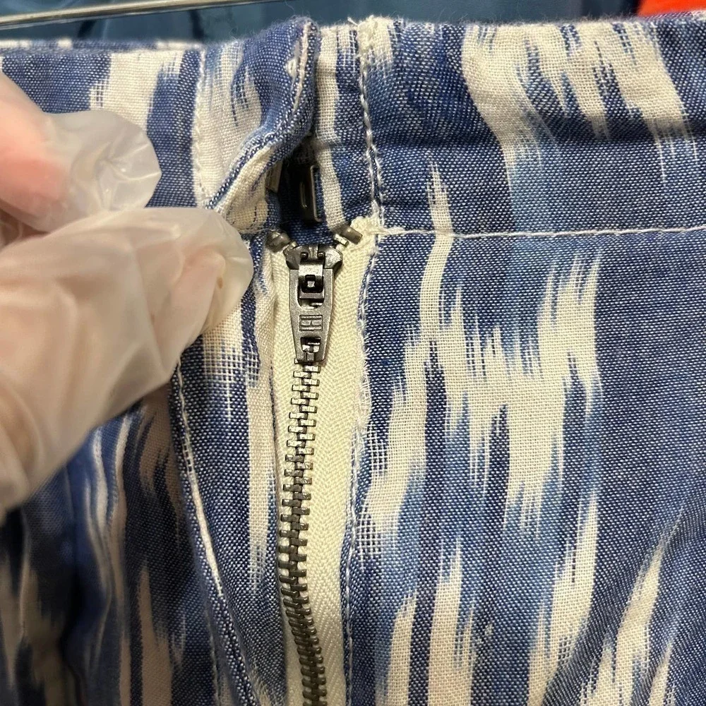 Tommy Hilfiger Beachy Blue and White Belted Bermuda Shorts Size 8 - 